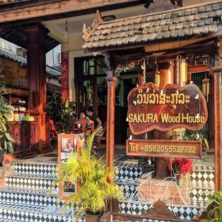 Sakura Wood House Hotel Luang Prabang Exterior foto