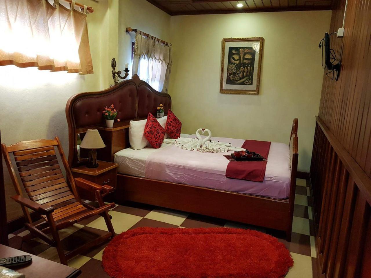 Sakura Wood House Hotel Luang Prabang Exterior foto